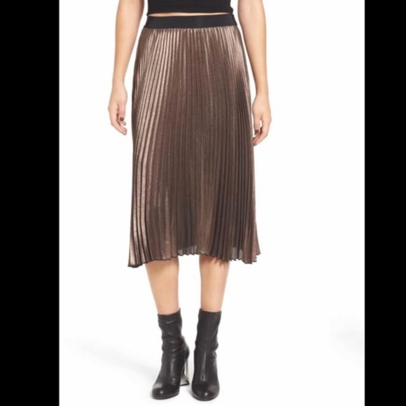 NWOT Leith Metallic Pleated Midi Skirt - Rose Gold - Picture 1 of 3